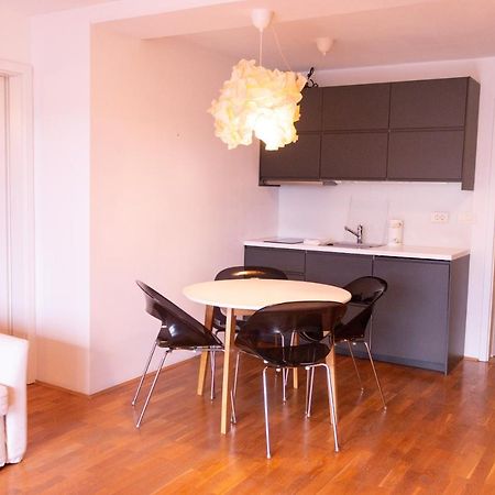 Apartment Ema Копер Екстер'єр фото